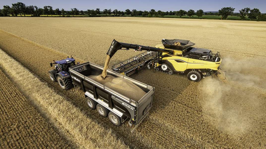 New Holland previews the CR11, the next-generation flagship combine