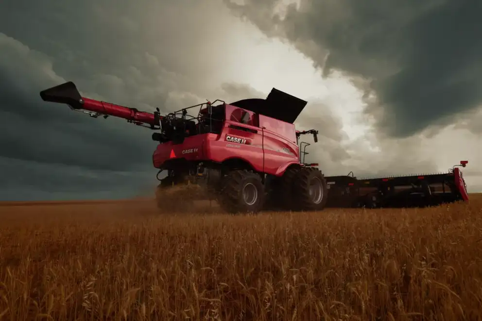 8250 Axial-Flow Combine