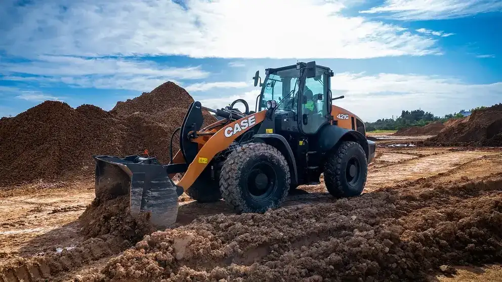 G-Series Evolution Compact Wheel Loaders