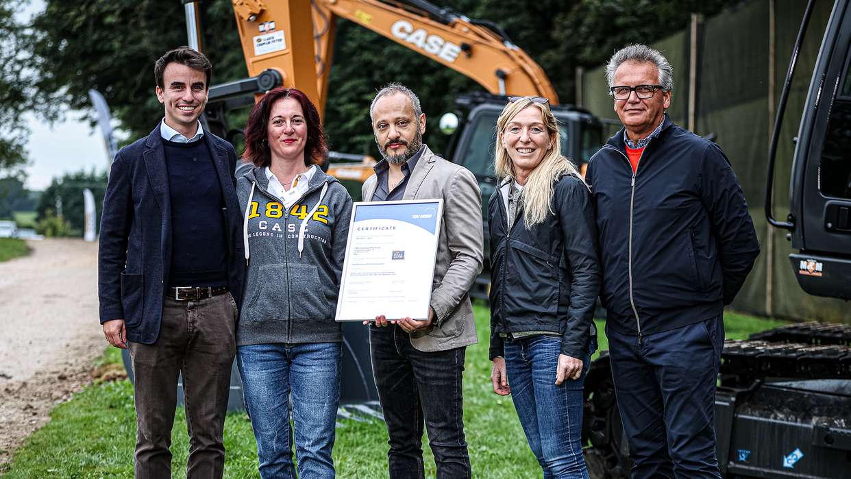 CASE Construction Equipment e il suo Roadshow sostenibile