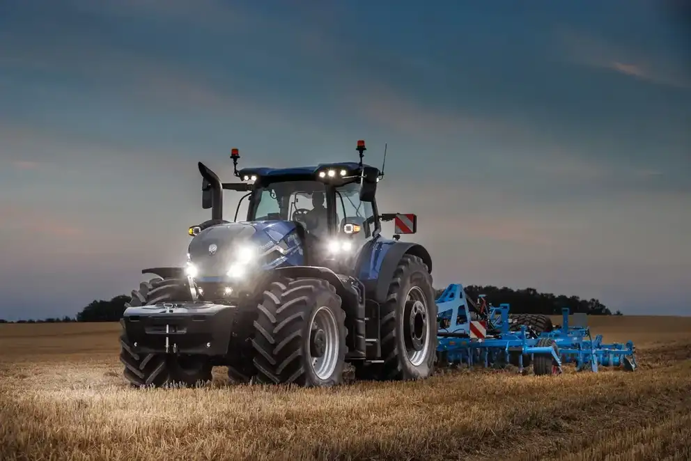 New Holland T7440XD MY26_003.jpg