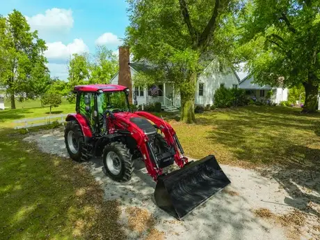 Case IHFarmall Medium Utility A Tractor