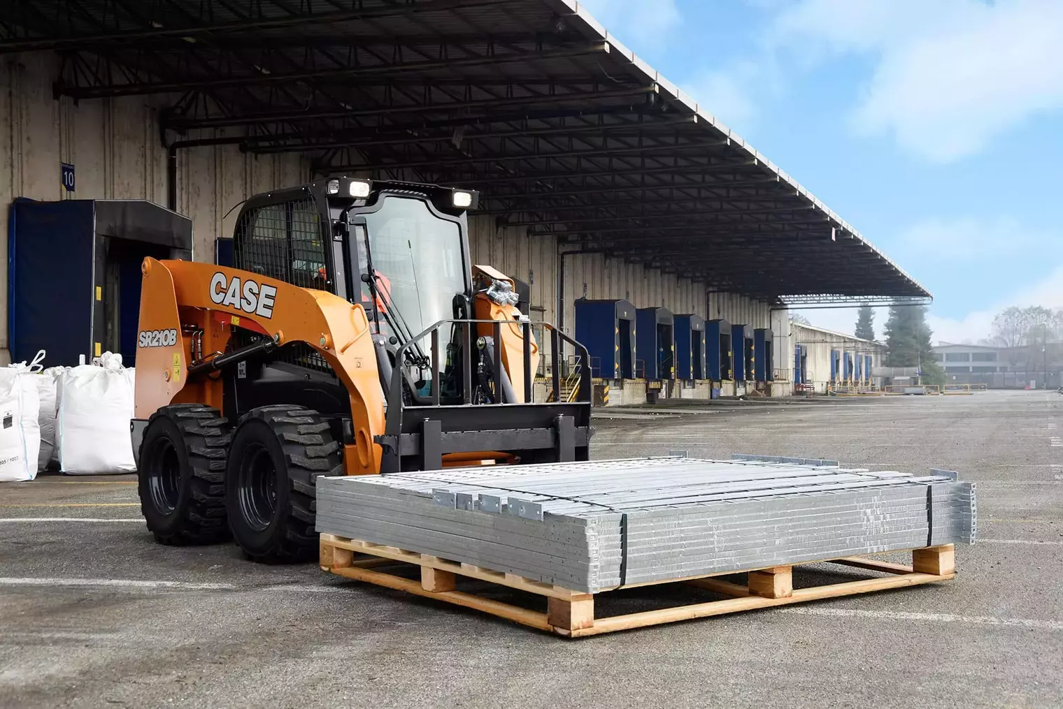 B-Series Skid Steer Loaders