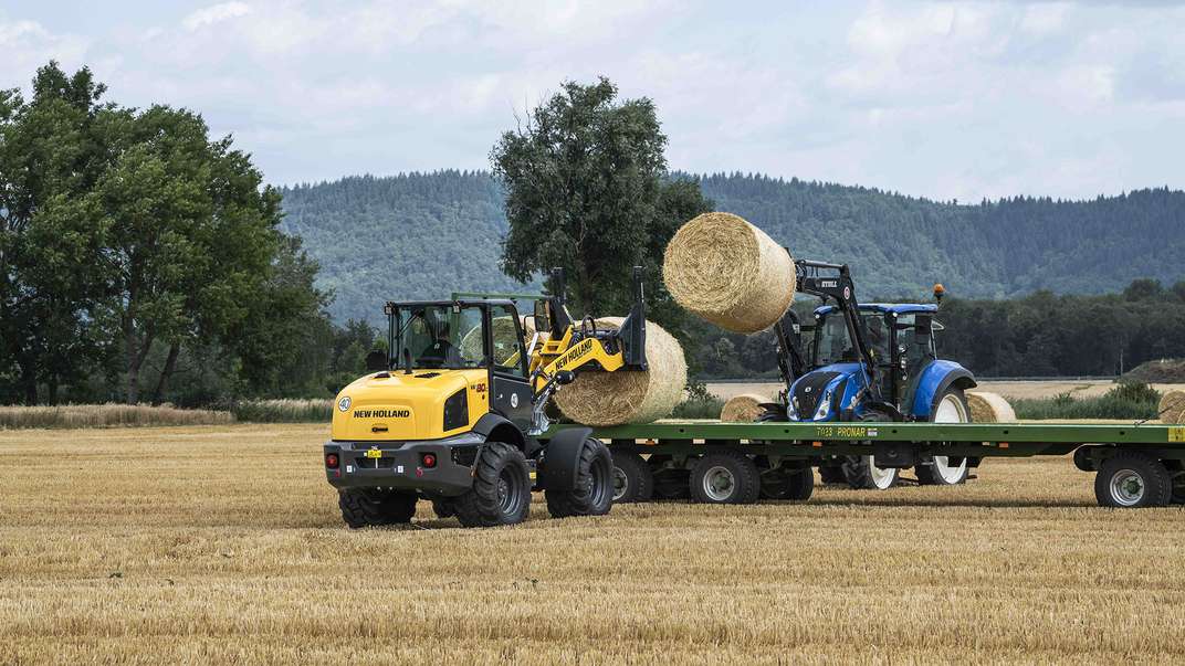 Au salon Agritechnica 2023, New Holland dévoile les innovations électriques introduites dans sa gamme compacte construction