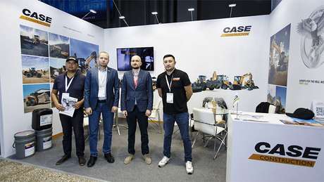 СпецАвто успешно представил технику CASE на выставке KazComak 2025