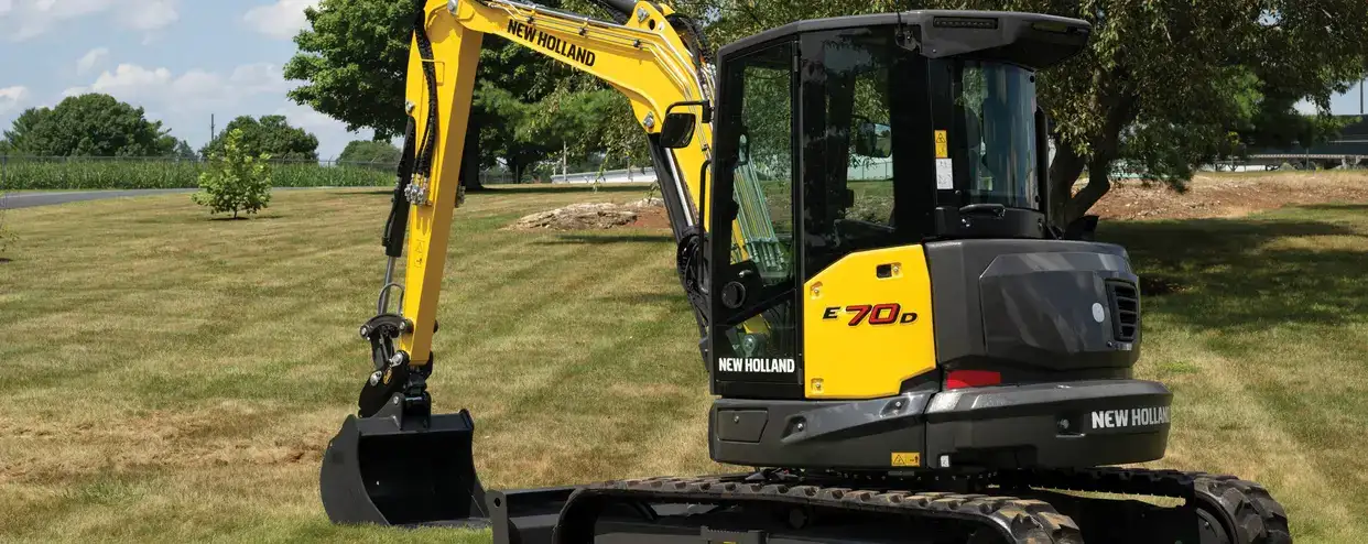 New Holland Construction Midi Excavator E70D