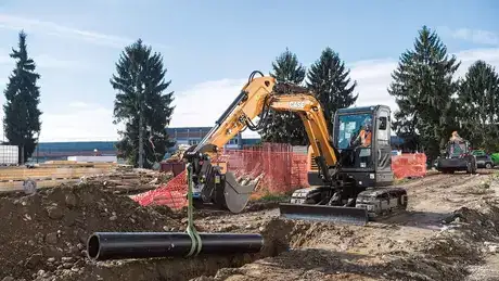 C-Series Mini-Excavators - CX60C