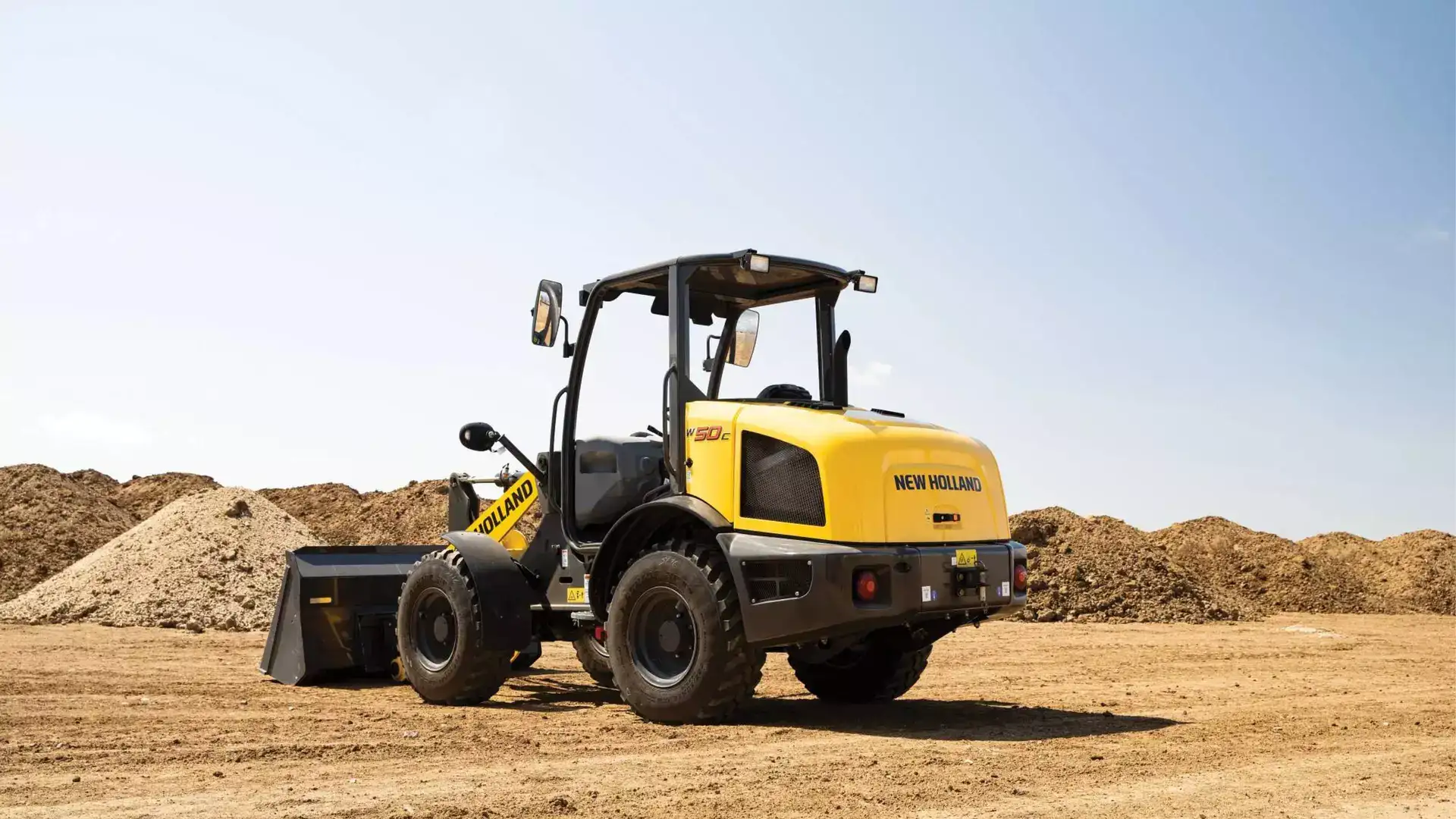 New Holland Construction Compact Wheel Loader