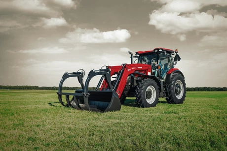 Case IH loader with grapple bucket