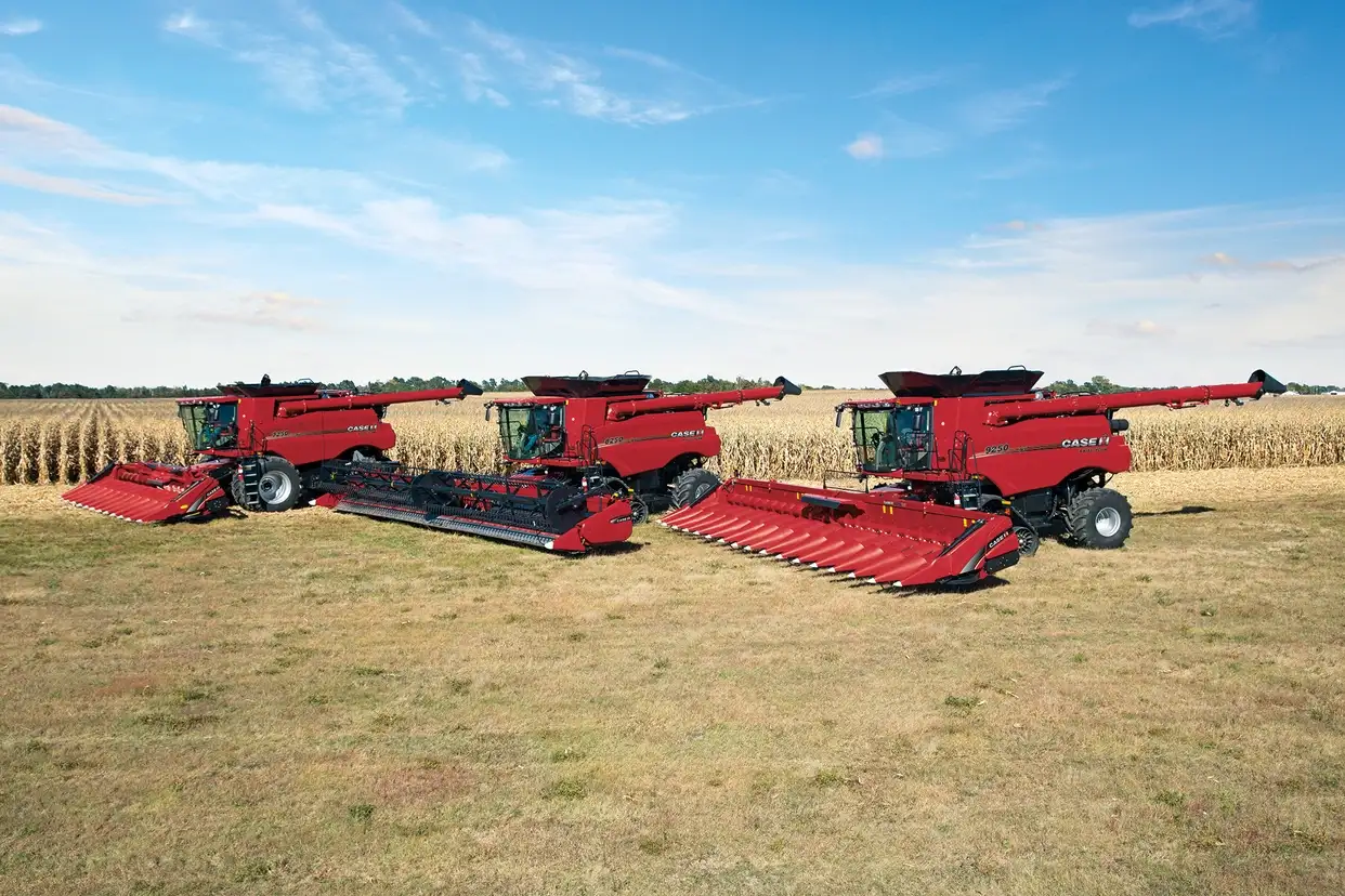 50 Series Flagship Family_0516_07-18