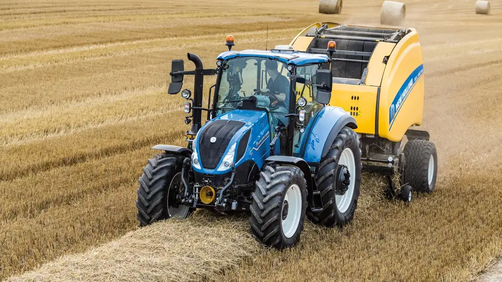 T5 Electro Command: Belowanie i użytki trawiaste New Holland