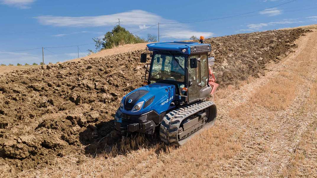 New Holland renews its industry-leading Specialty tractor offering with upgrades to T4 F/N/V and TK4 Series.  T4F awarded as Best Specialized Tractor at Farm Machine 2023.