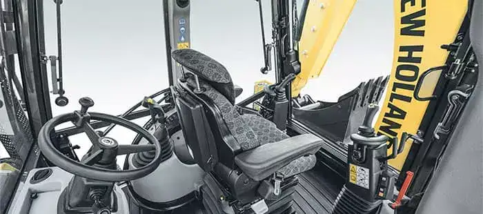 backhoe-loaders-operator-enviroment-01b