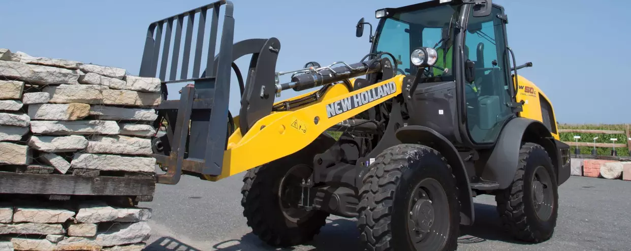 New Holland Construction Compact Wheel Loaders