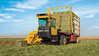hay-and-forage-equipment-stackcruiser-103