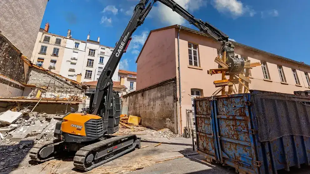 Demolition - CX135E XRD