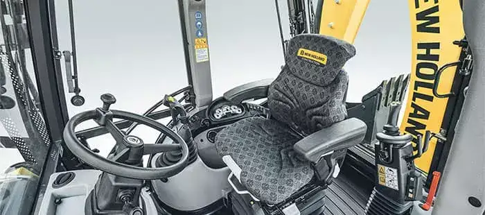 backhoe-loaders-operator-enviroment-01a