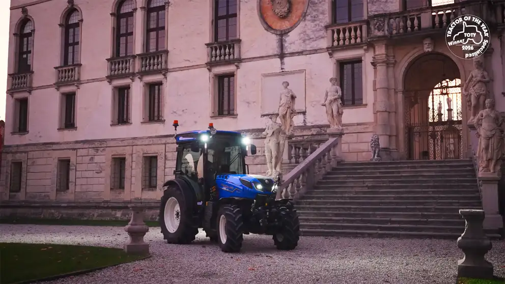 Prendi il controllo e vivi la differenza Nuovo T4F Auto Command™ New Holland