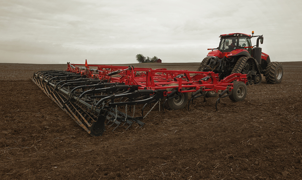 Tiger-Mate 255 Field Cultivator