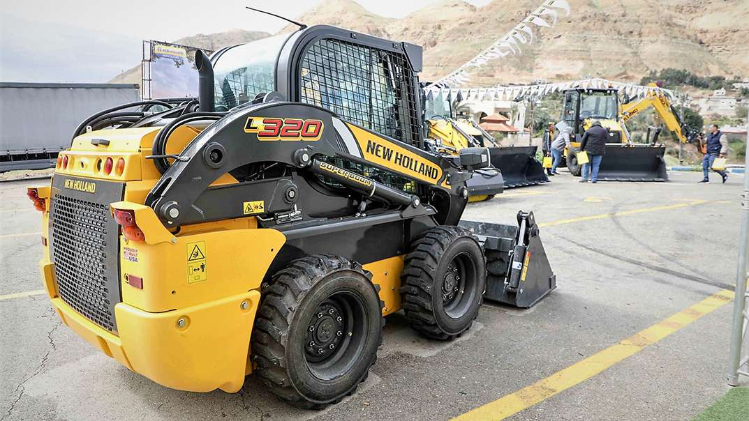 Customers from across Palestine flock to New Holland Dealer for Open Day