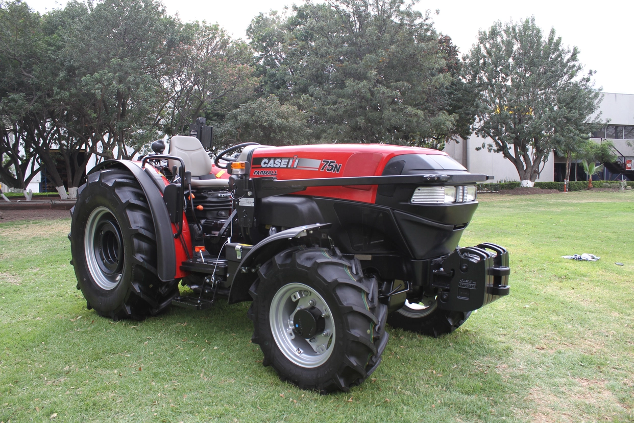 Farmall 75N_027_0316