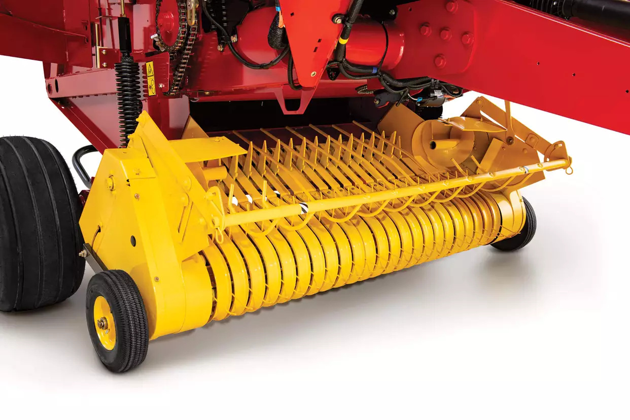 Roll-Belt™ round baler pickup