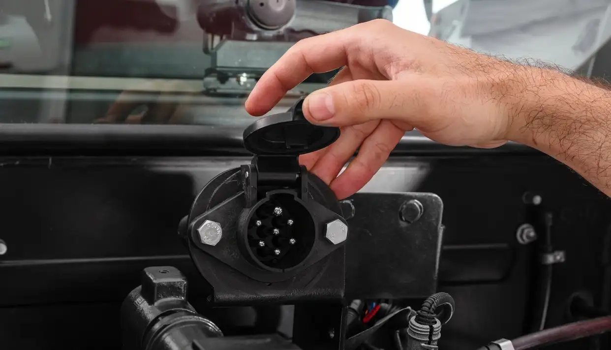 Case IH Farmall Large M utility close up of connectivity