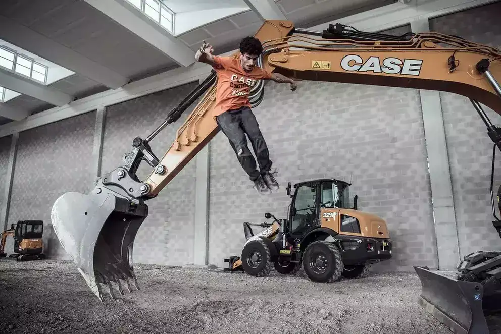 C-Series Mini-Excavators