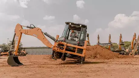 V-Series Backhoe Loaders - 580V