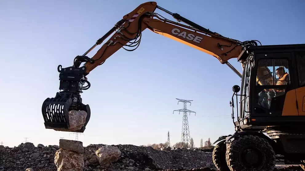 E-Series Wheeled Excavators