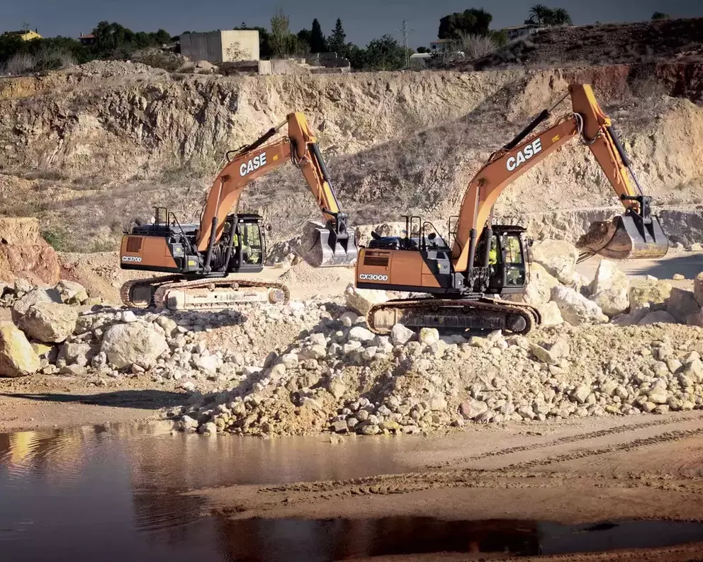 D-Series Crawler Excavators