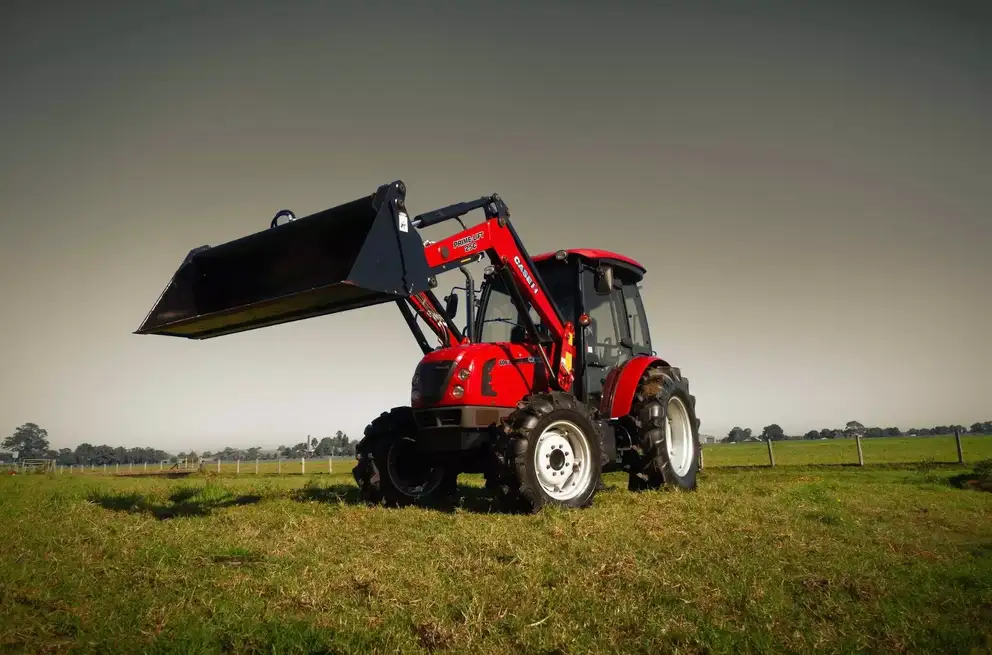 farmall-b-cab