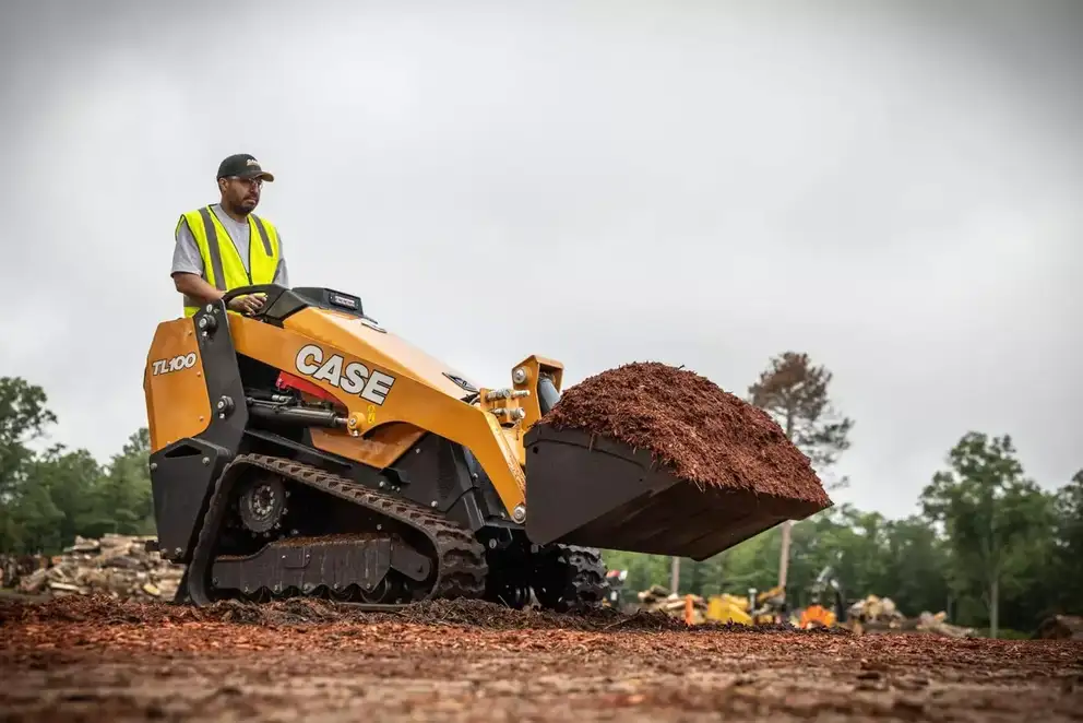 CASE TL100 Mini Track Loader  | CASE Construction Equipment