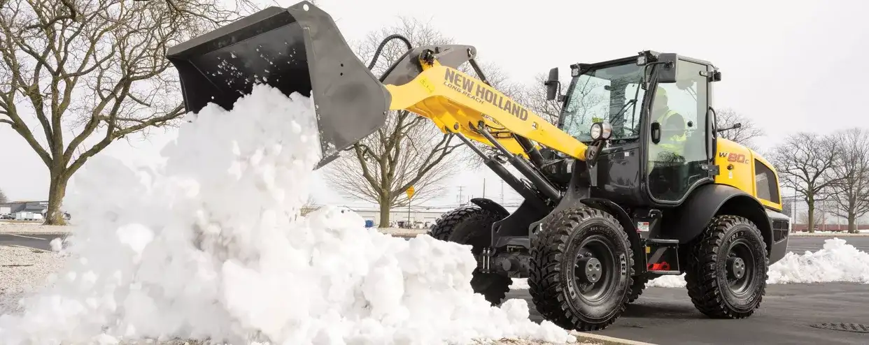 New Holland Construction Compact Wheel Loader W80C LR