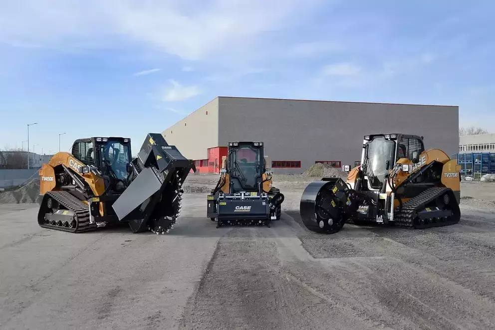 B-Series Compact Track Loaders