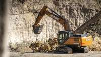 CASE launches Essential 20-tonne Crawler Excavator CX210E-S