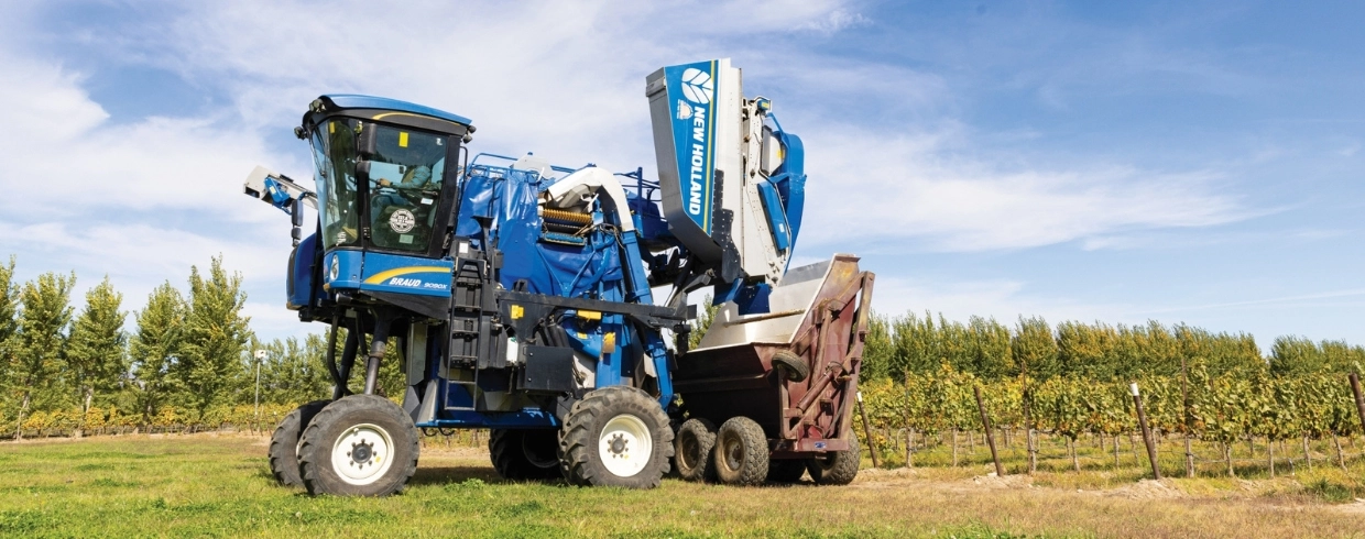 Braud High Capacity Grape Harvester