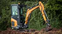 CASE Construction Equipment e il suo Roadshow sostenibile