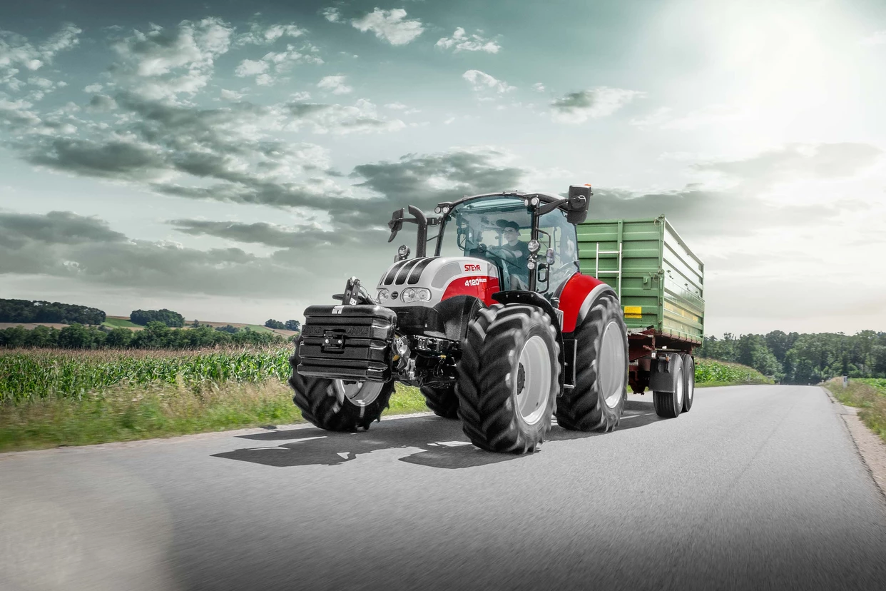 Power-shift tractor - KOMPAKT series - Steyr Traktoren - mechanical shuttle  / 4-cylinder / front PTO