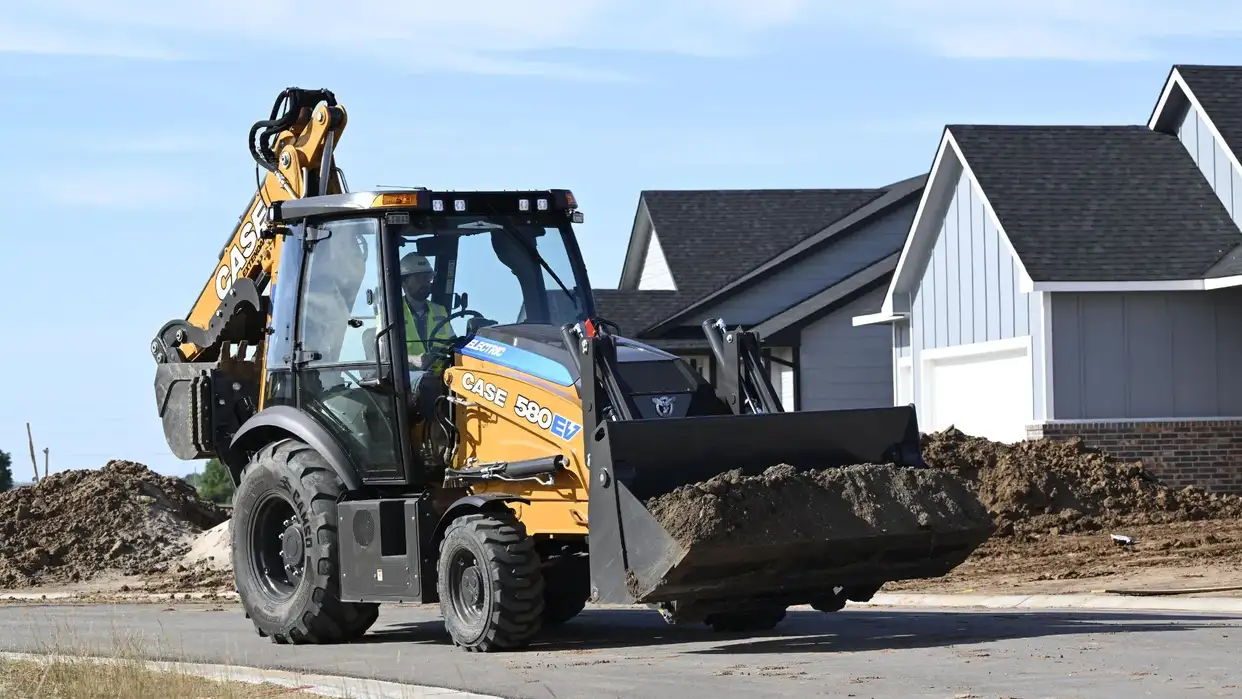 CASE 580EV Electric Backhoe Loader Earns GOOD DESIGN® Award