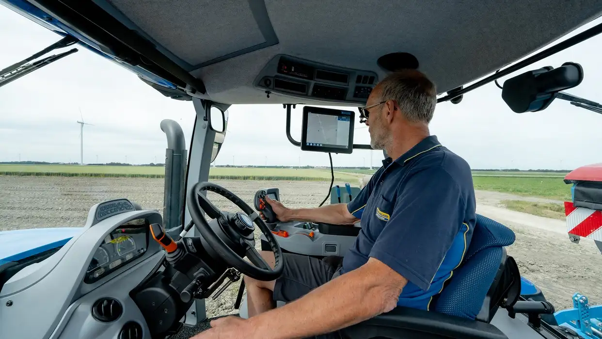 Mixed Fleet Guidance Solutions - Automated Steering System 