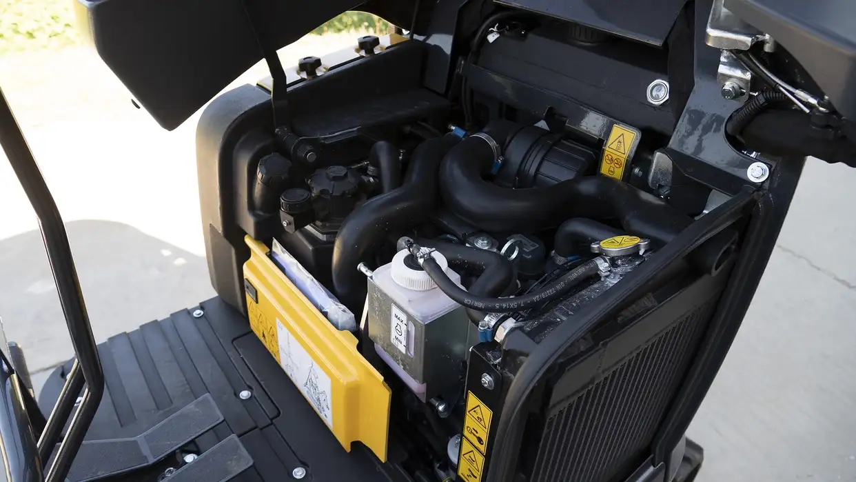Compact Excavators D-Series - EXTREMELY SILENT