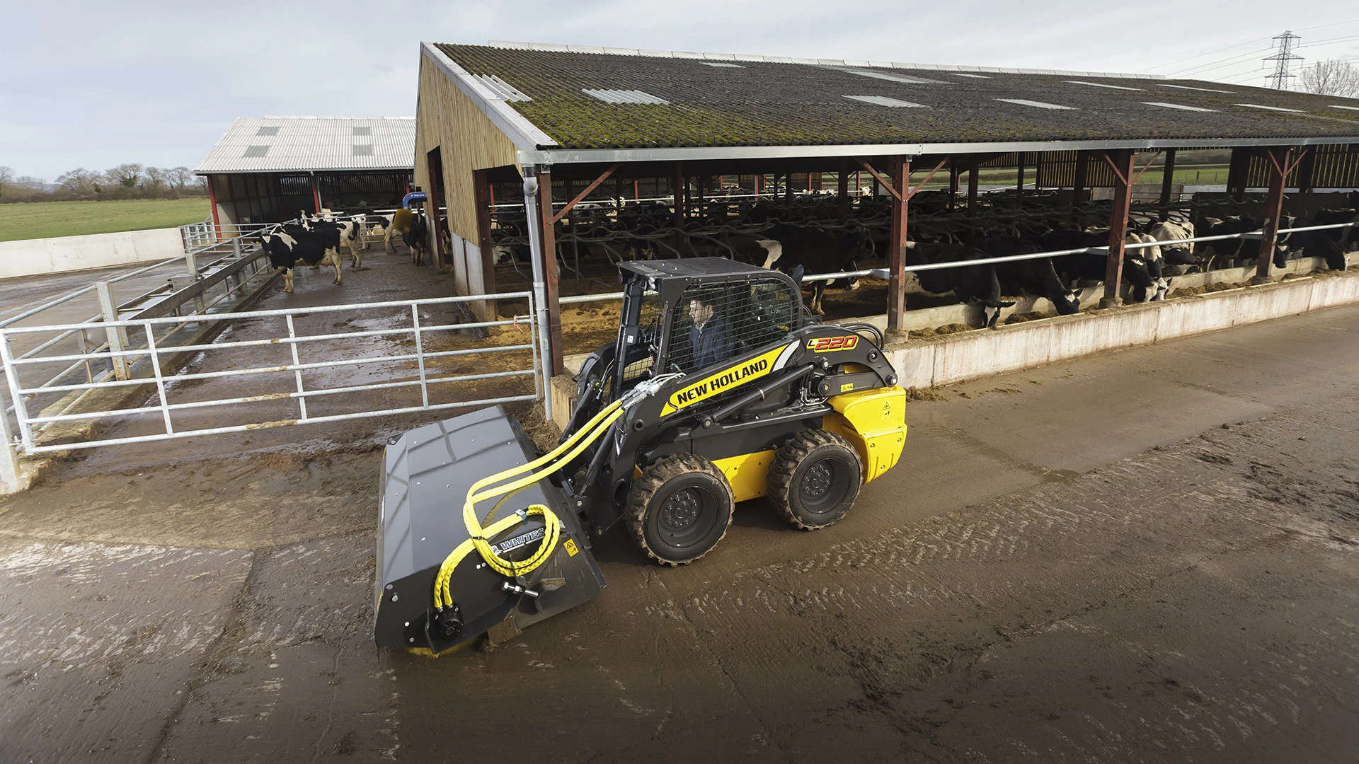 SKID STEER LOADERS ＆ COMPACT TRACK LOADERS