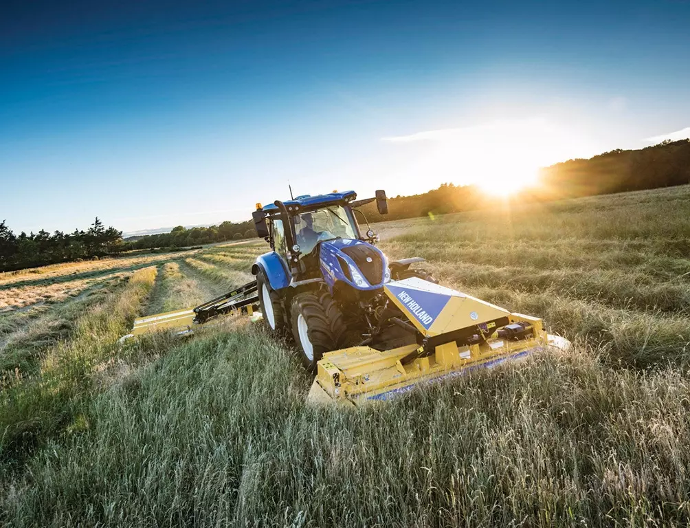 Front mount mower for compact online tractor