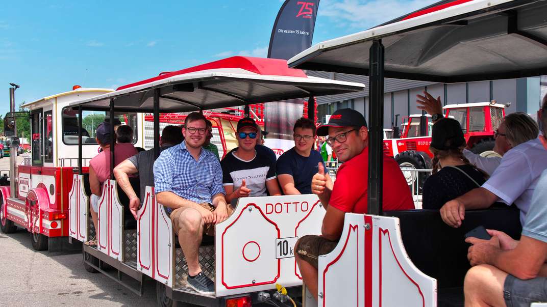 STEYR_Open_Days_Visitors_on_Factory_Tour_in_small_trains.jpg