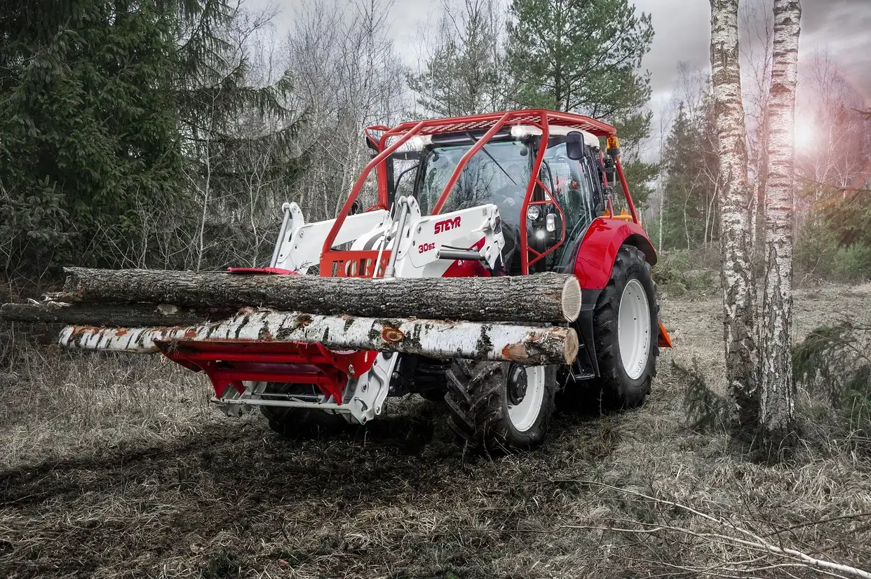 steyr_4145_profi_frontloader_30sz_forestry_stvalentin_1605_003_3072_2044