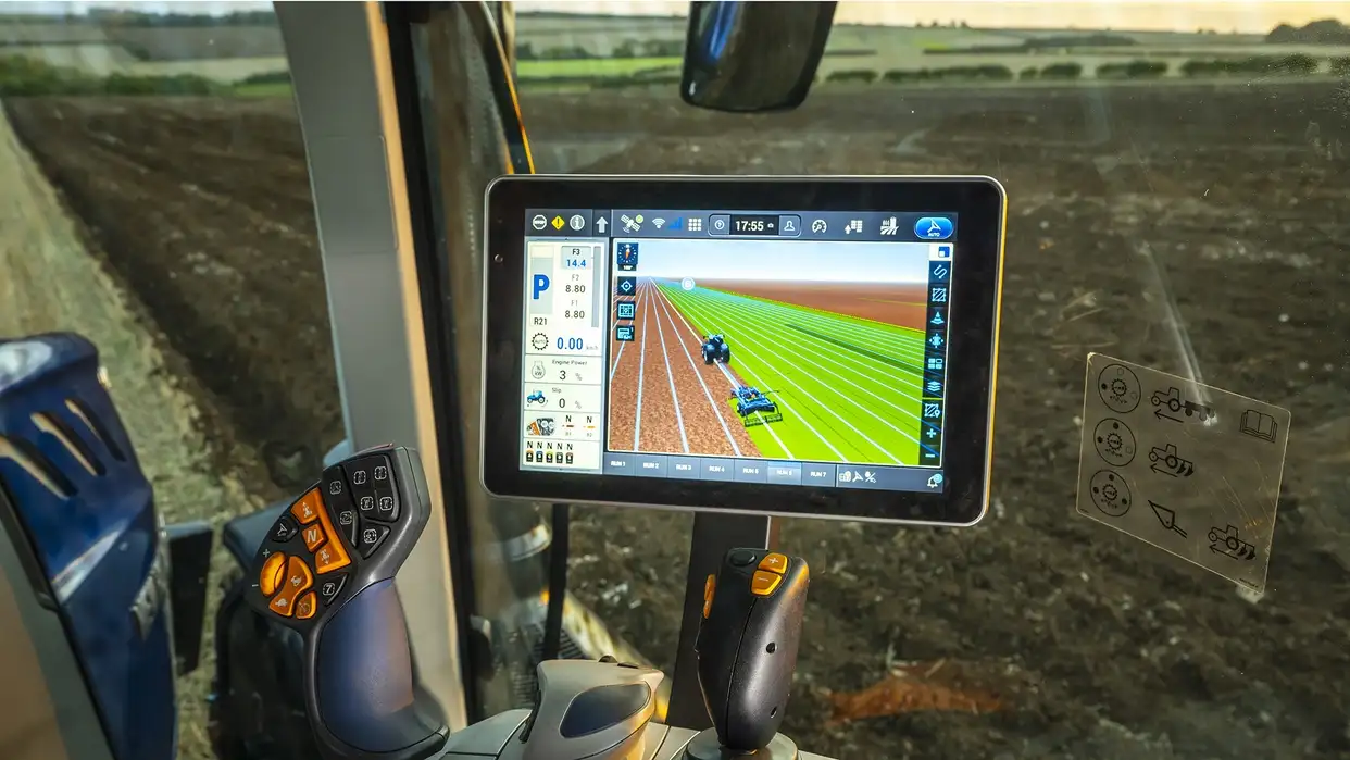 New Holland Guidance and machine Automation - New Holland PLM - (Precision Agriculture)