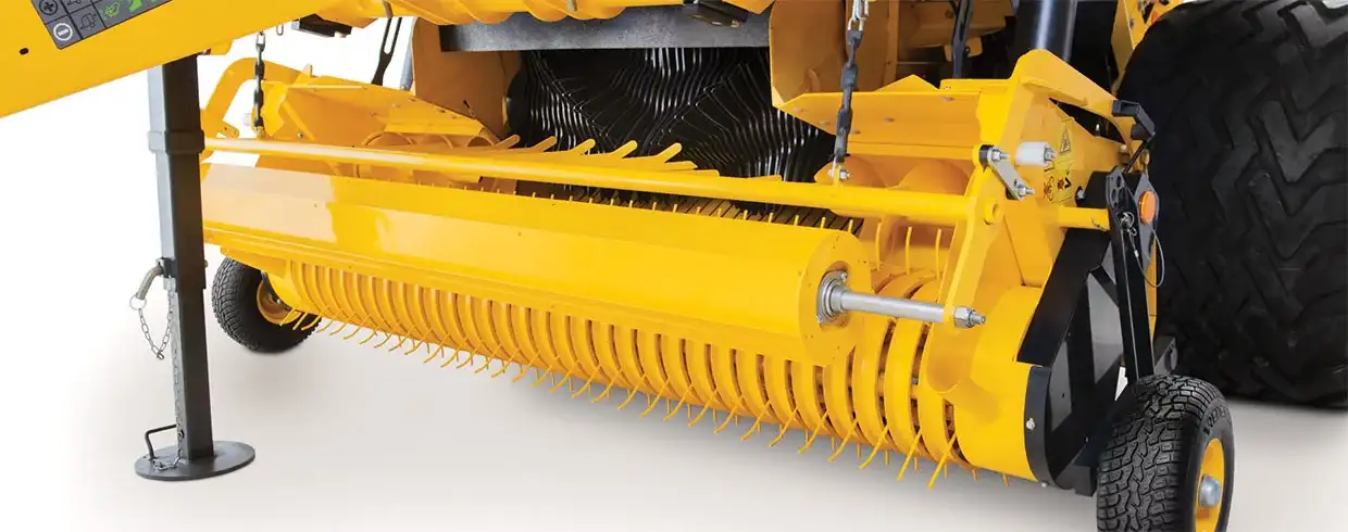 Pro-Belt™ Round Balers - PICKUP