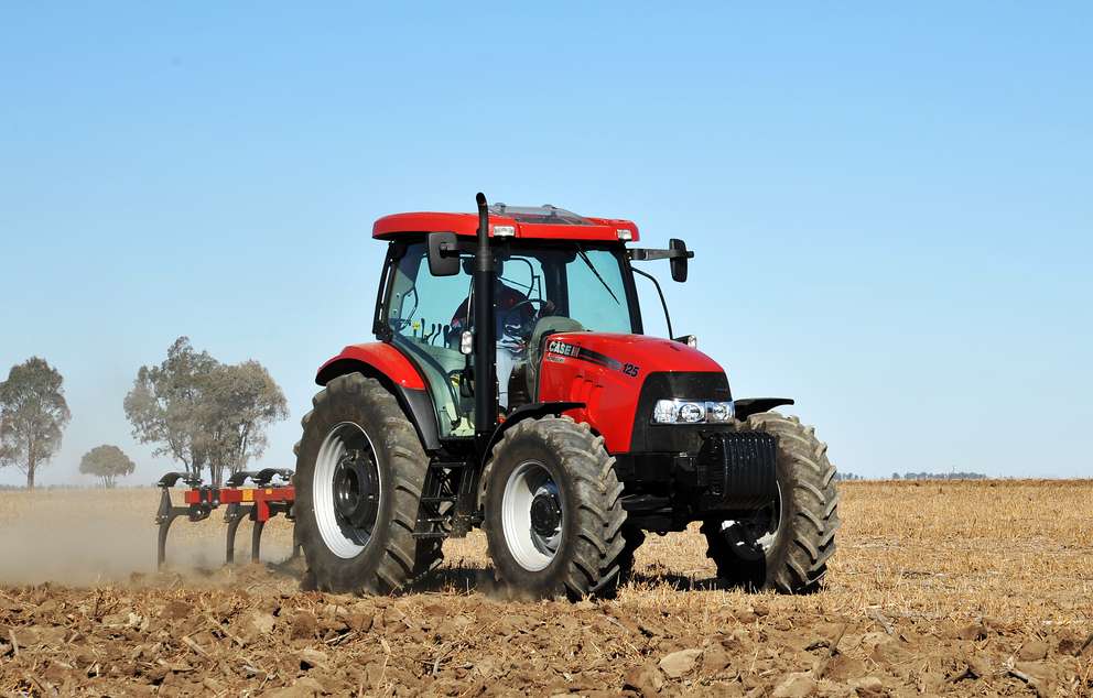 Maxxum 125-Maxxum_125_C14_MEA_004-fcc01b8dce244db882ea5918fc66a602 (1).jpg