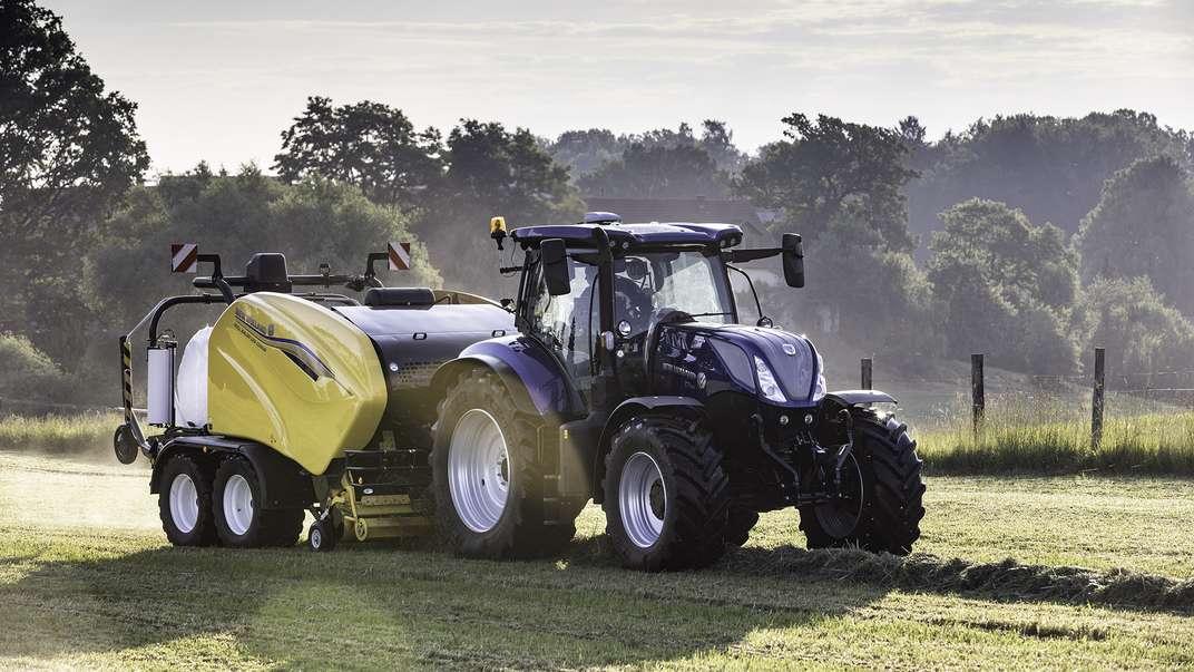 New Holland actualiza la oferta de Rotoempacadoras de Cámara fija para 2024